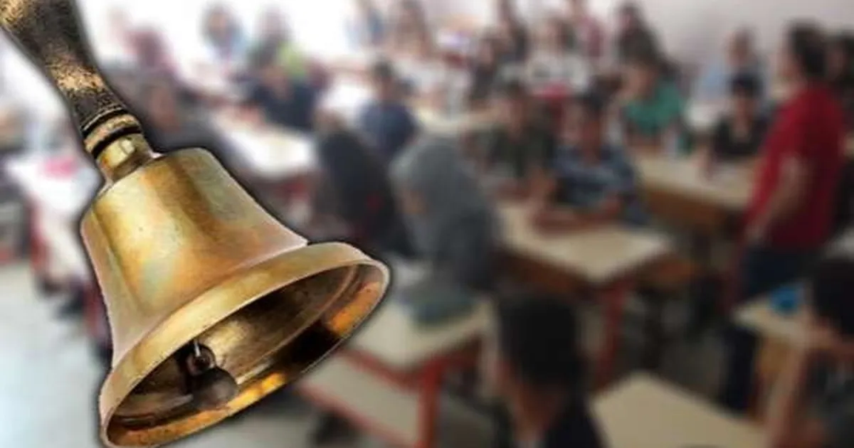 18 milyon öğrenci sınıflara döndü... Ders yeniden başladı