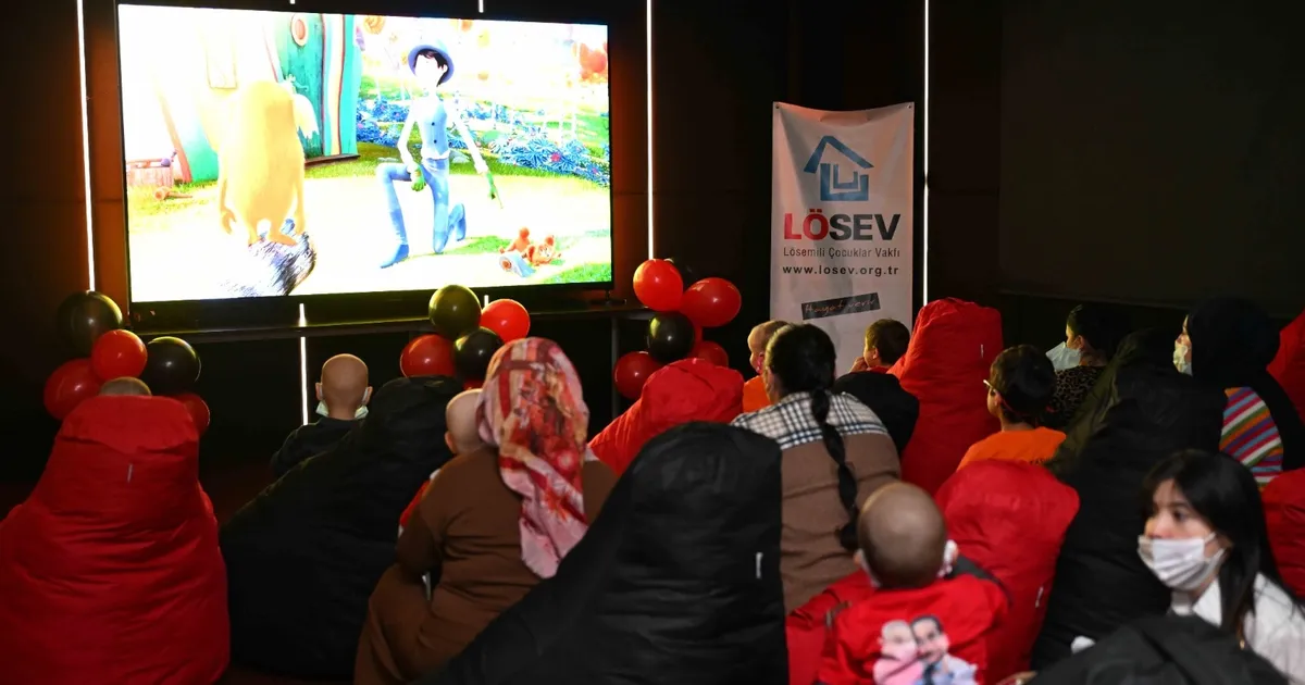 TCL Electronics Türkiye’den LÖSEV’li çocuklara özel sinema odası