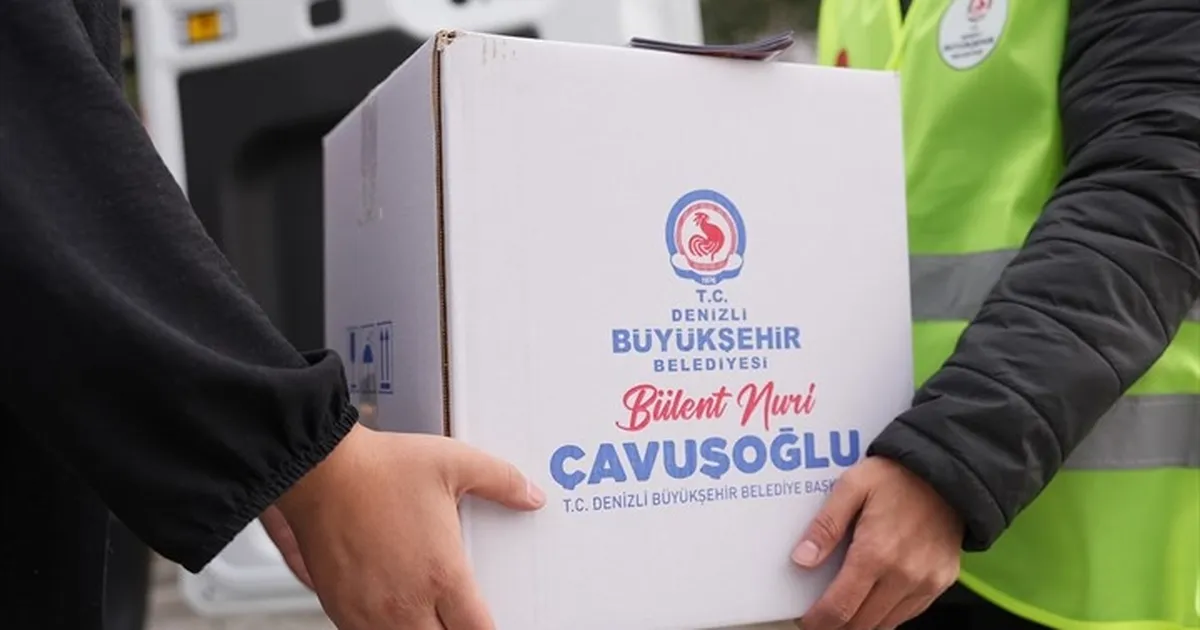 Denizli Büyükşehir’den 25 bin aileye gıda kolisi