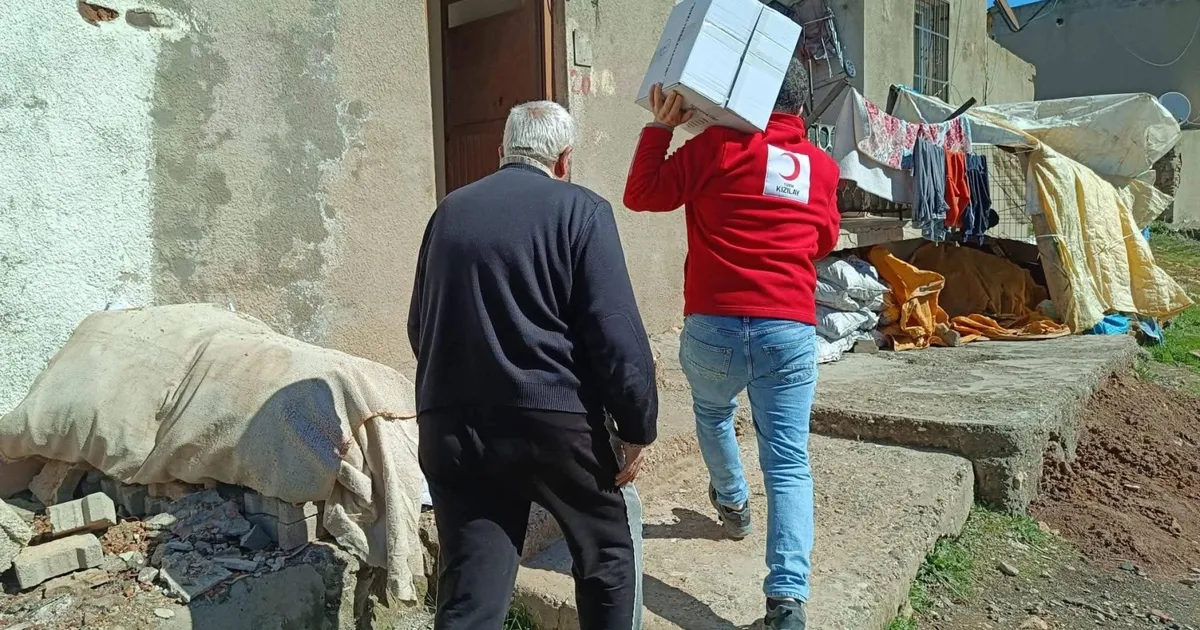 Kızılay Mardin Şubesi binlerce aileye umut oldu
