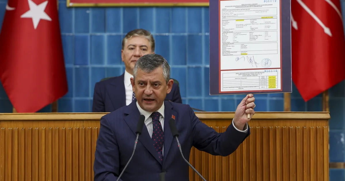 Özgür Özel'den sert eleştiriler... Erken seçim çağrısını yineledi