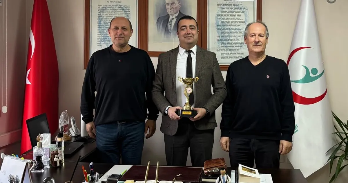 Masa tenisinde şampiyon Keşan İlçe Sağlık - Spor Haberleri