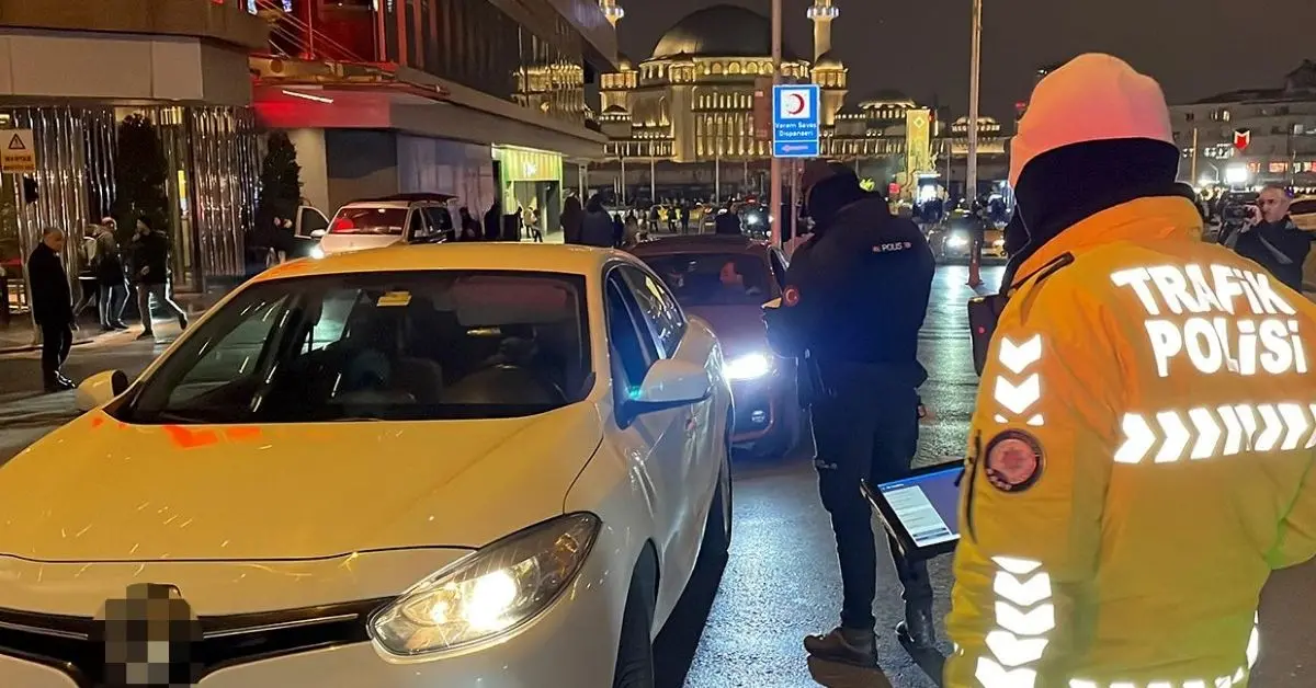 İstanbul’da dev huzur operasyonu: 1065 gözaltı