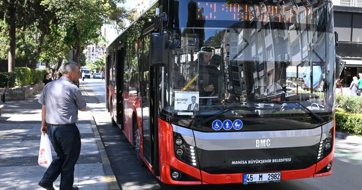 Manisa Büyükşehir bayramda 175 bin kişiyi ücretsiz taşıdı