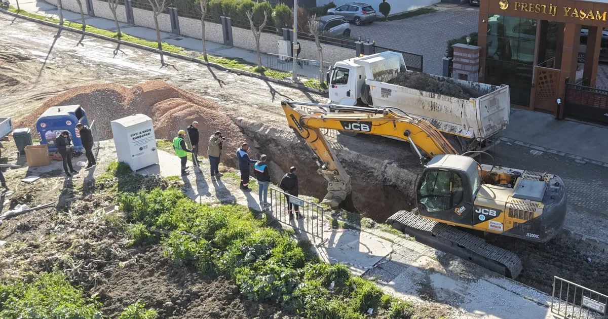 Manisa Güzelyurt'ta sorunlu kanalizasyon hattına yenileme