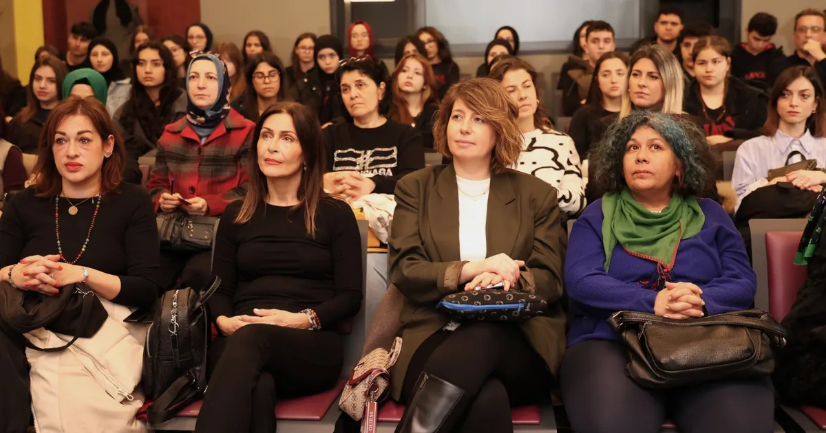 Beden dili ve kelimelerin gücü Bursa Osmangazi’de anlatıldı - Bursa Haberleri