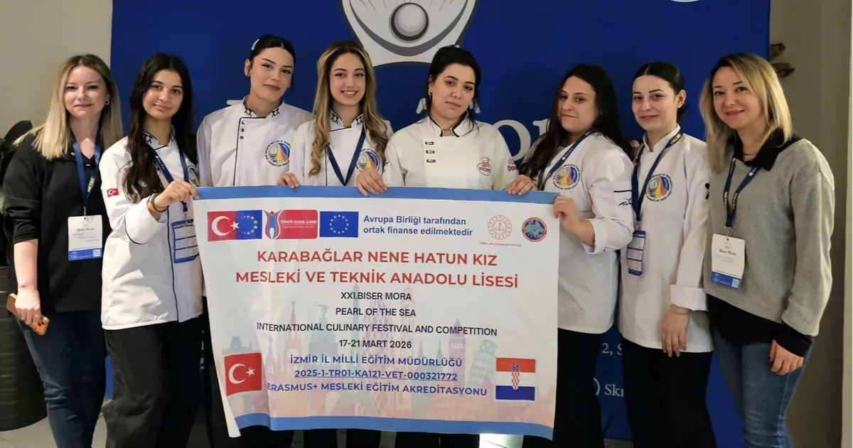 İzmirli öğrenciler Türk mutfağını uluslararası platformda tanıttı