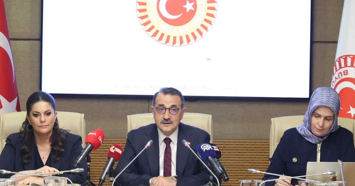 Komisyon beklenen raporu sundu... Türkiye yapay zekâda üreten ve düzenleyen olacak