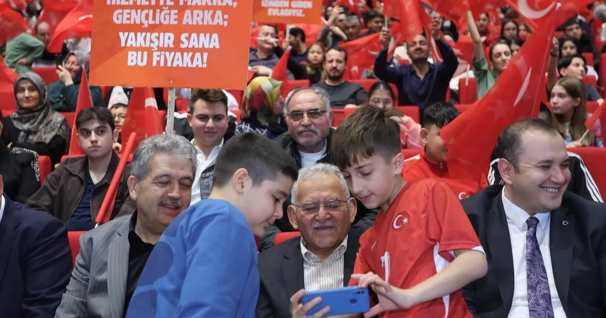 Memduh Büyükkılıç'tan 'Çanakkale ruhu' vurgusu - Gündem Haberleri