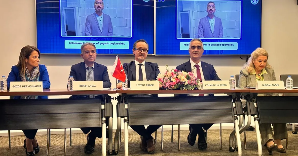 Kolon kanserinde alarm! Gençlerde artış dikkat çekiyor