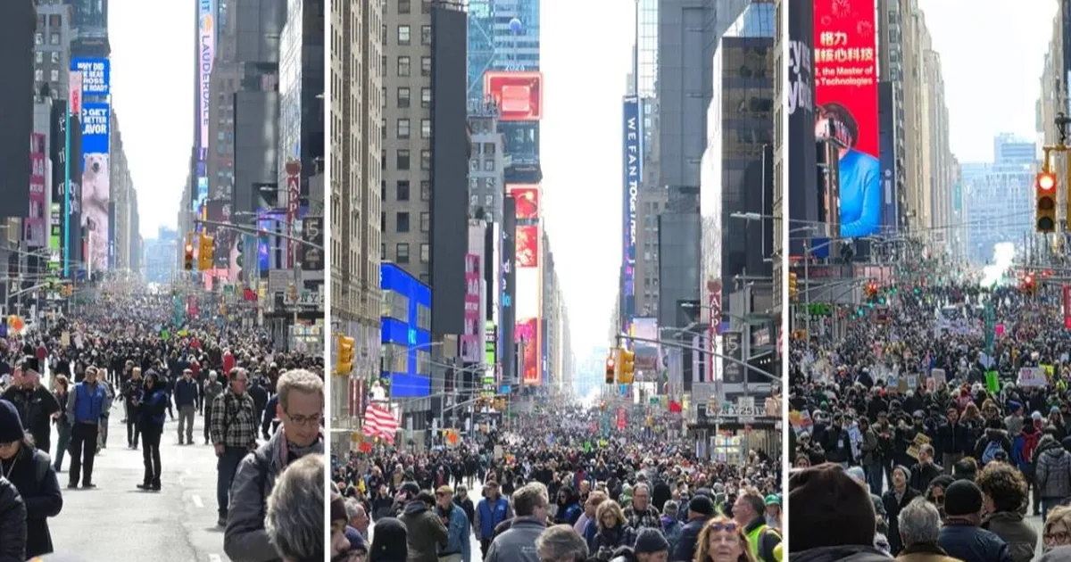 New York’ta protesto dalgası... “Savaşa, Krala ve ICE’a hayır” yürüyüşü
