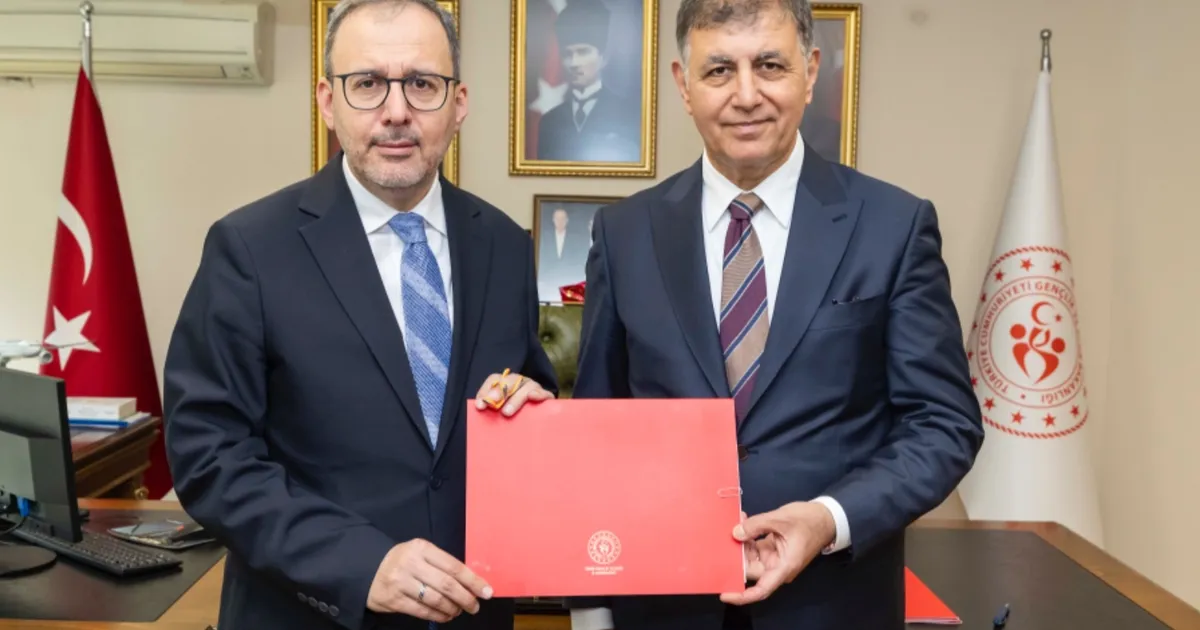 İzmir Karşıyaka Stadı için tarihi adım