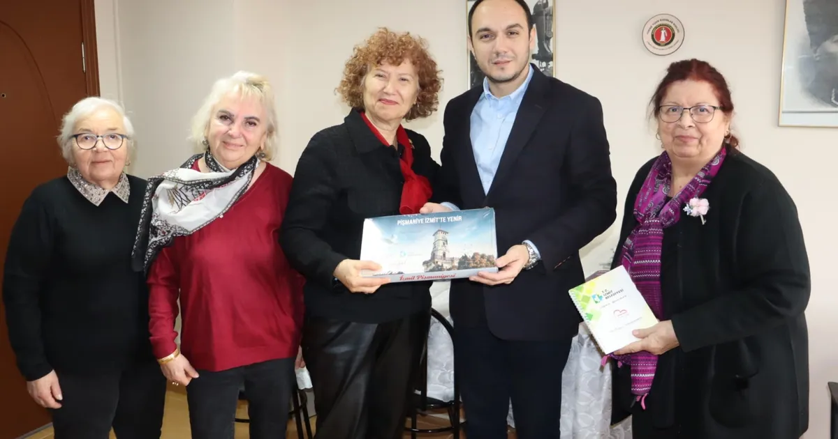 İzmit Belediyesi'nden kentteki derneklere ziyaret