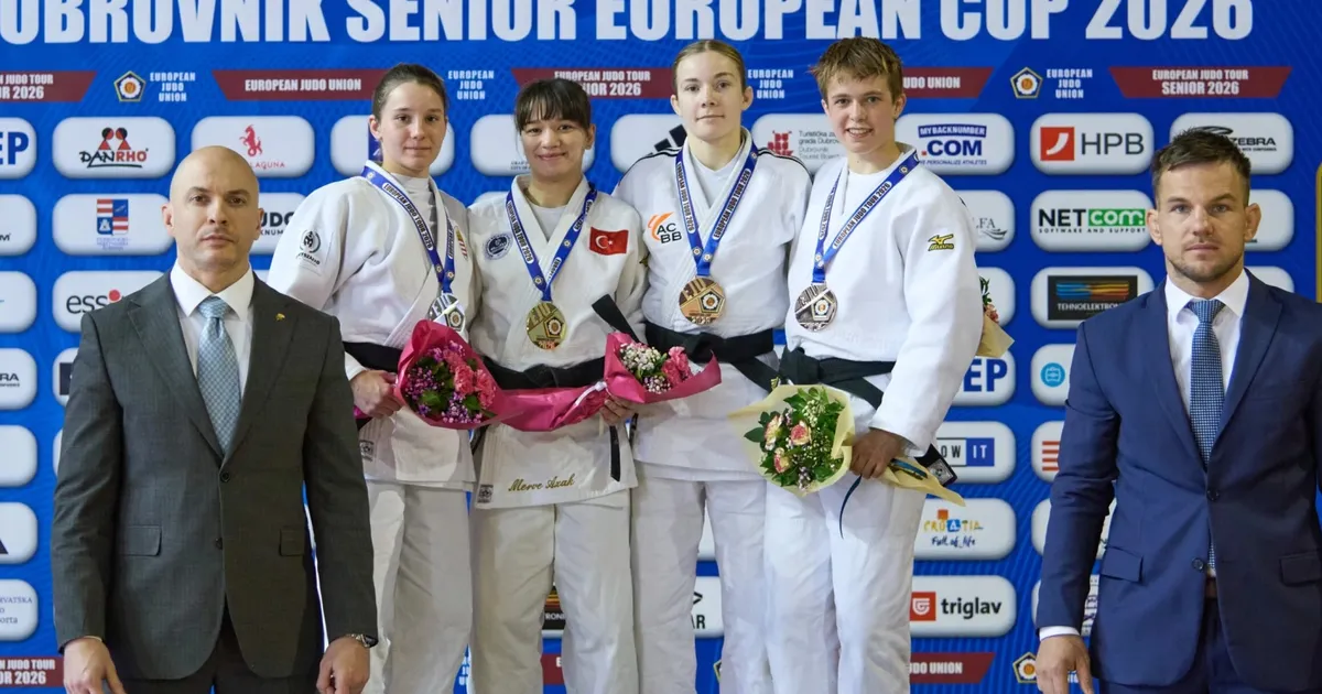 Kağıtspor’un olduğu her yerde başarı var