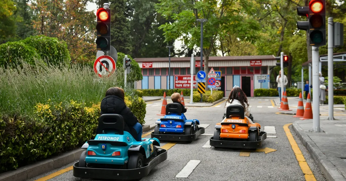 Başkentte miniklere trafik bilinci eğitimi