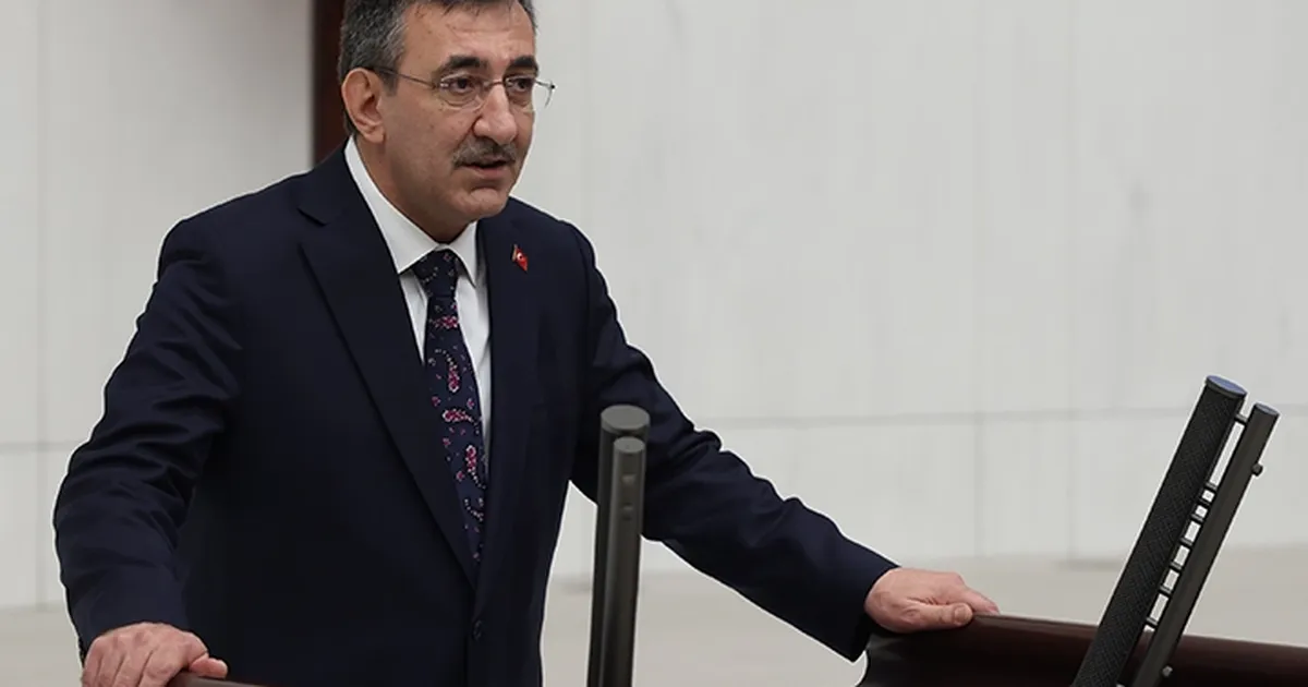 Cumhurbaşkanı Yardımcısı Cevdet Yılmaz'dan '5G' paylaşımı