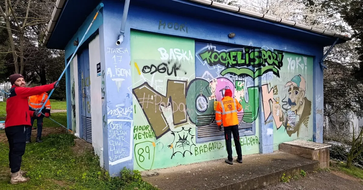 Kocaeli'de görüntü kirliliğine Büyükşehir dokunuşu