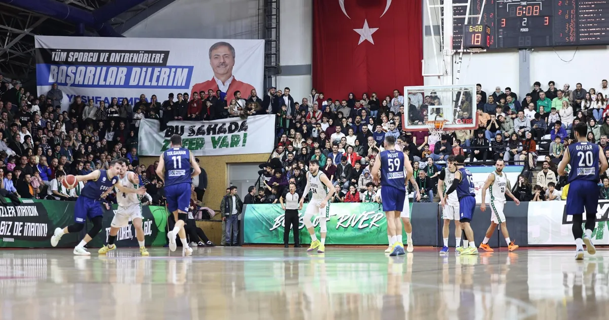Sakarya Büyükşehir Basketbol Play-Off'ta Çiftlikköy’ü ağırlıyor