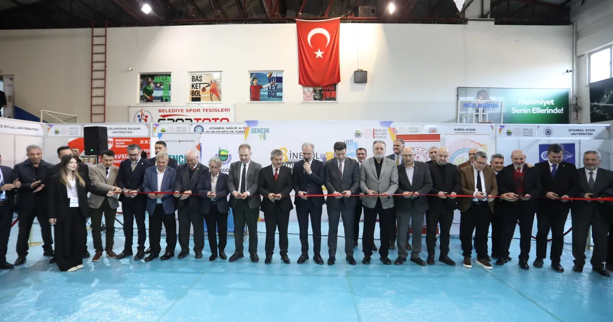 Bursa İnegöl’de Üniversite ve Meslek Tanıtım Günleri 8. kez kapılarını açtı