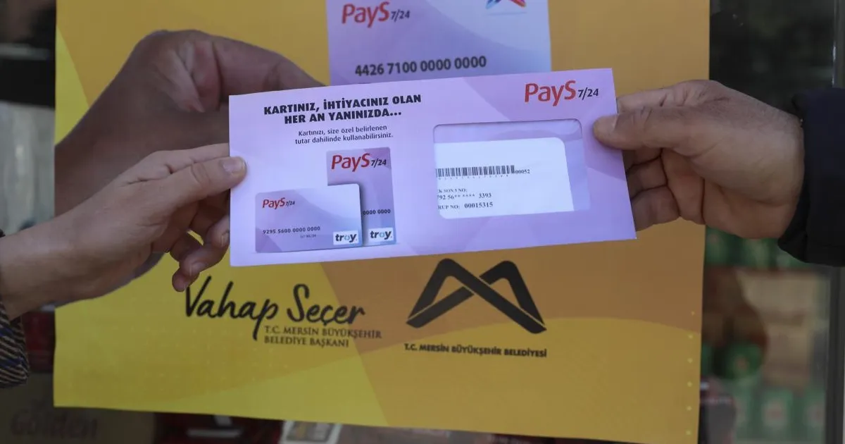 Mersin’de Halk Kart ile hem yurttaşa hem esnafa destek