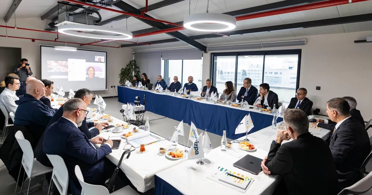 İzmir’de Yapay Zeka Konseyi ilk kez toplandı