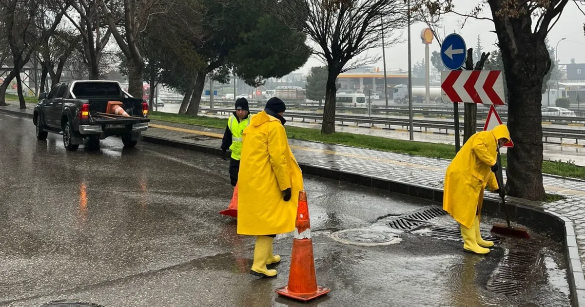 Gaziantep Büyükşehir yağışlara karşı sahada