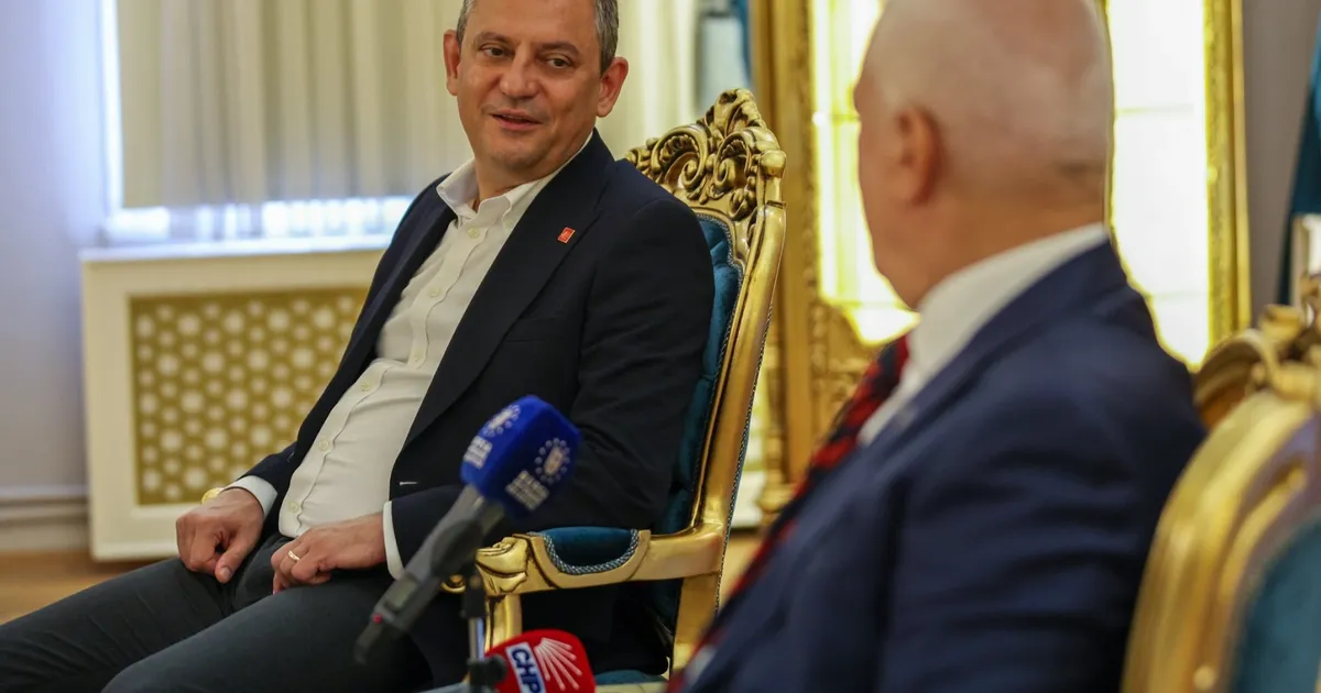 Başkan Bozbey’in ifadesi başladı, Özgür Özel Bursa'ya geliyor