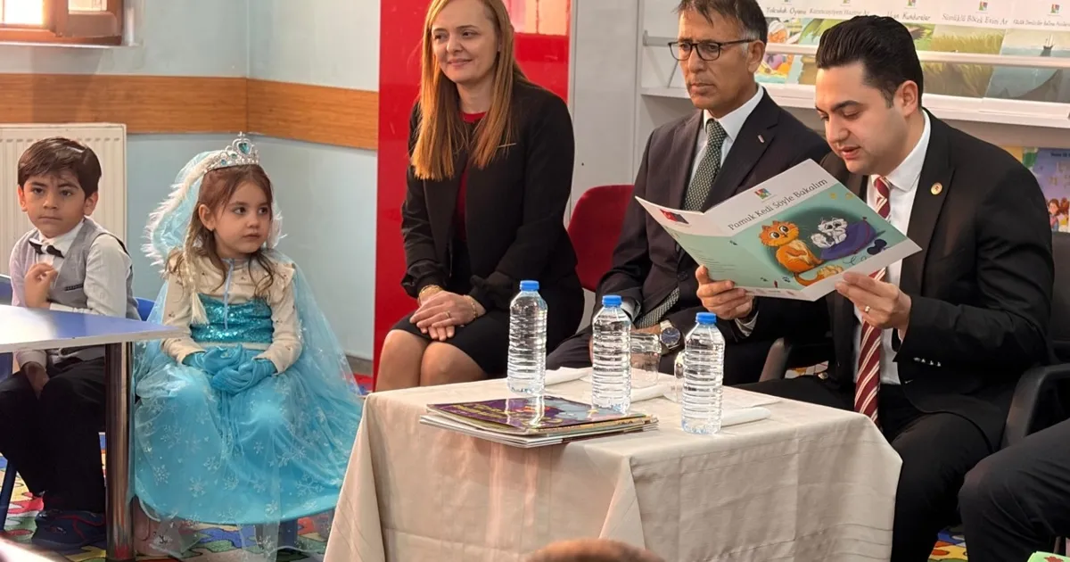 “Okuyan Şehir Ağrı” projesinde anaokulunda masal okudular - Eğitim Haberleri