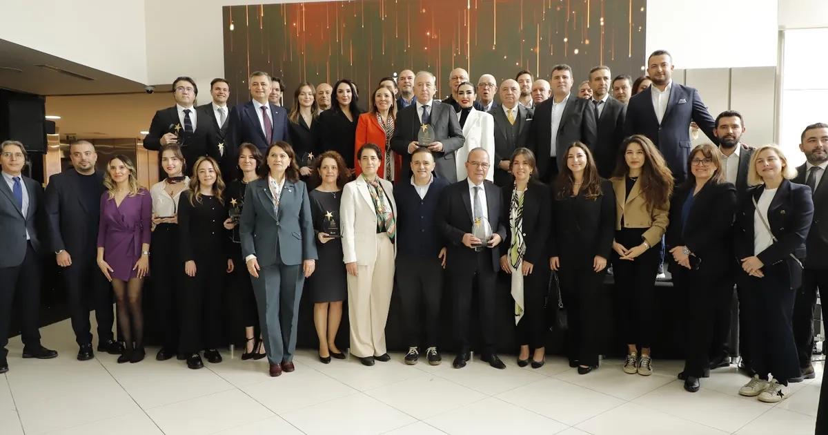 Bursa'da tekstilde ihracatın yıldızları belli oldu