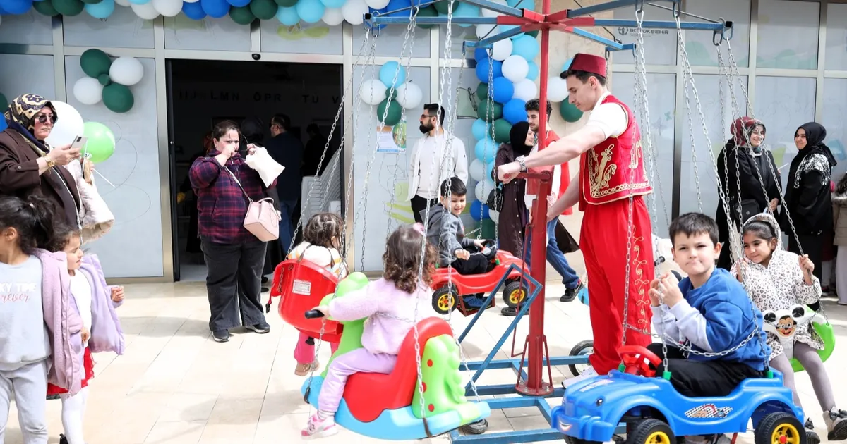 Çayırova’da tüm yollar okumaya çıktı