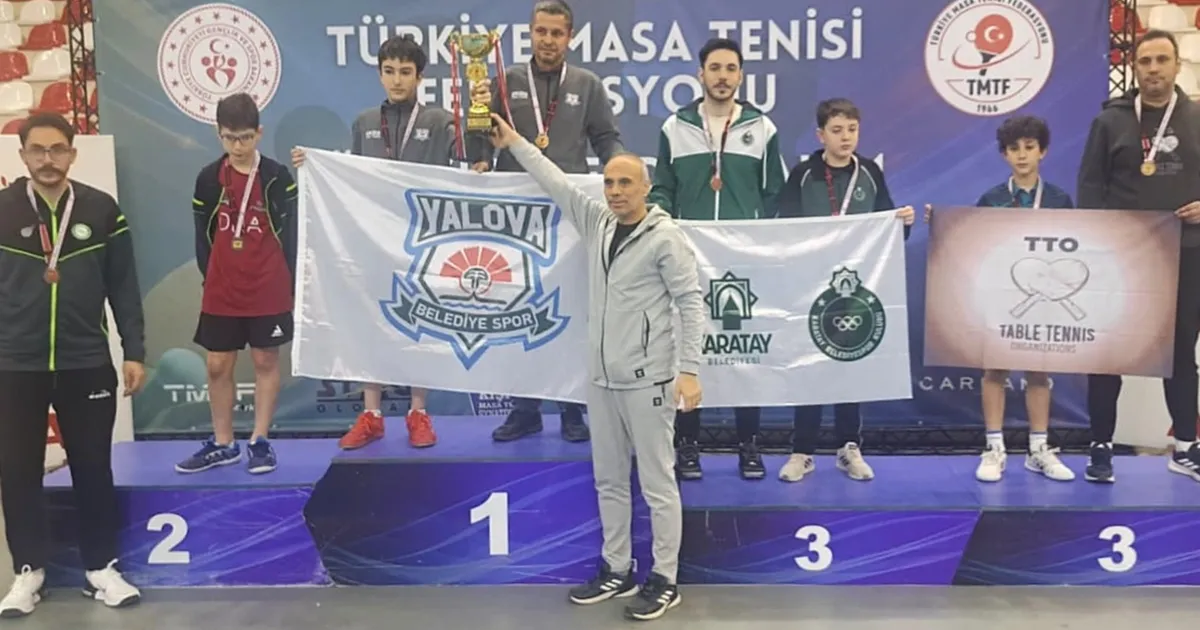Konya'da masa tenisi ve halterde Karatay rüzgarı