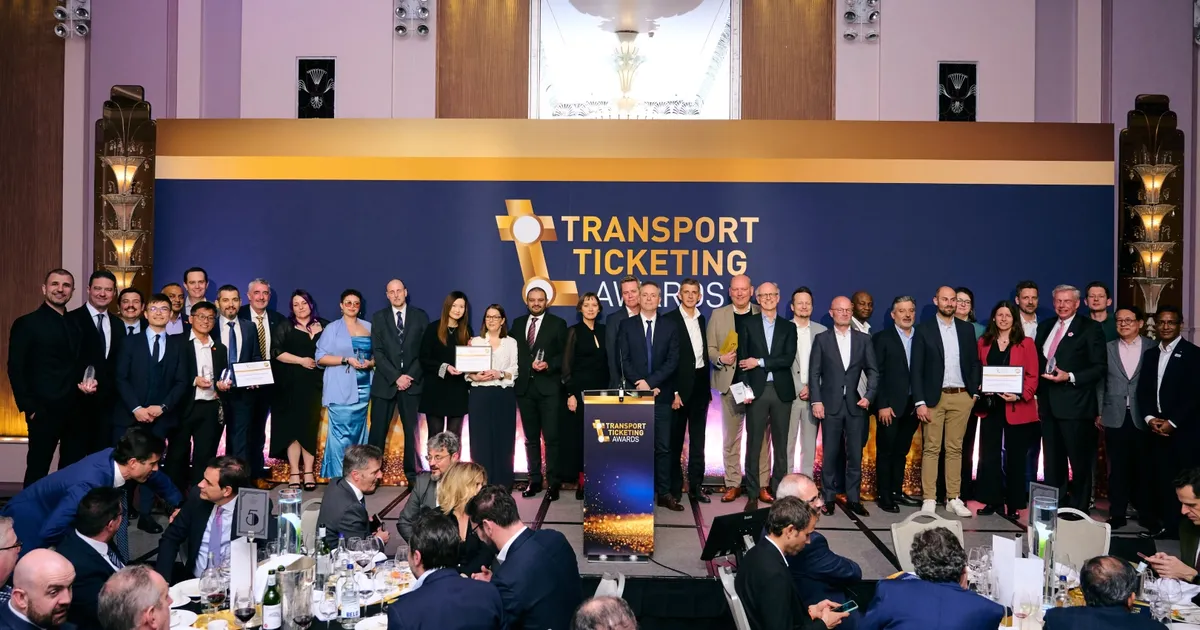 Antalyakart Londra’dan birincilikle döndü - Gündem Haberleri