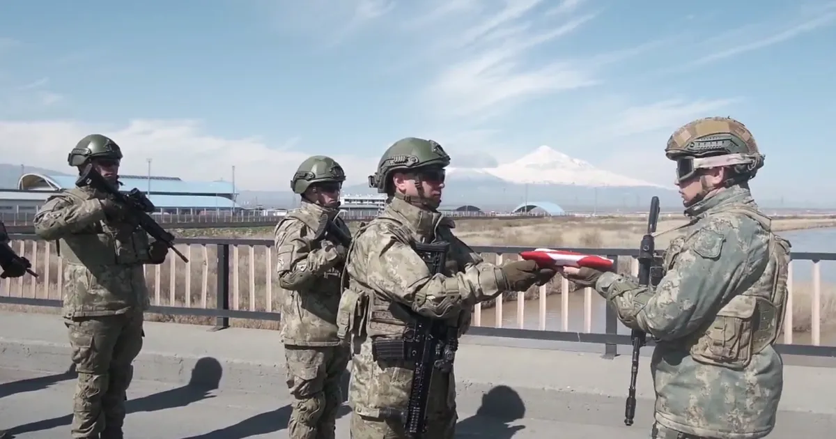 Nahçıvan askerleri tatbikat için Türkiye’de