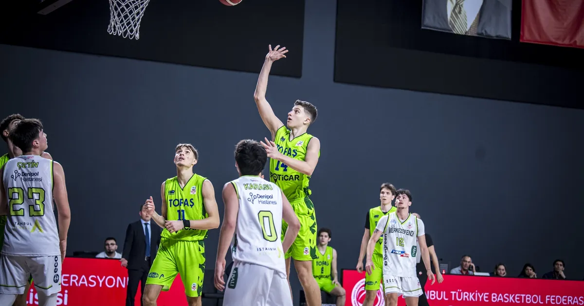 TOFAŞ altyapısının iki yıldızı profesyonel oldu