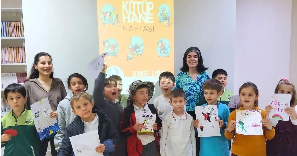 Çanakkale'de miniklerin kütüphane coşkusu