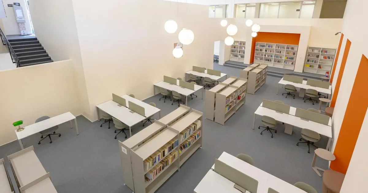 İzmir'de Hasan Ali Yücel Kütüphanesi hizmette