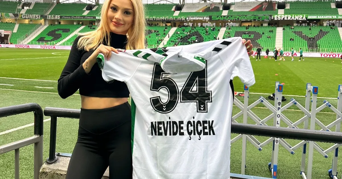 Sakaryaspor’dan Nevide Çiçek’e özel jest!