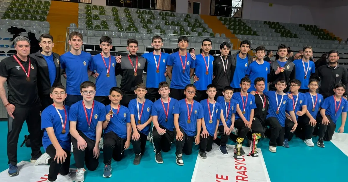 Bursa voleyboluna İnegöl Belediyespor imzası