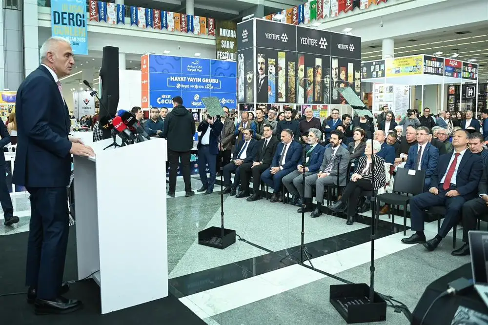 Bakan Ersoy: “1.300 halk kütüphanesiyle 800 bin metrekareye ulaşarak rekor kırdık” - Kültür-Sanat Haberleri