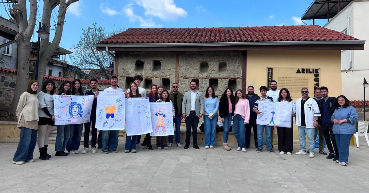 Bursa Nilüfer’de gençler dayanışma için buluştu