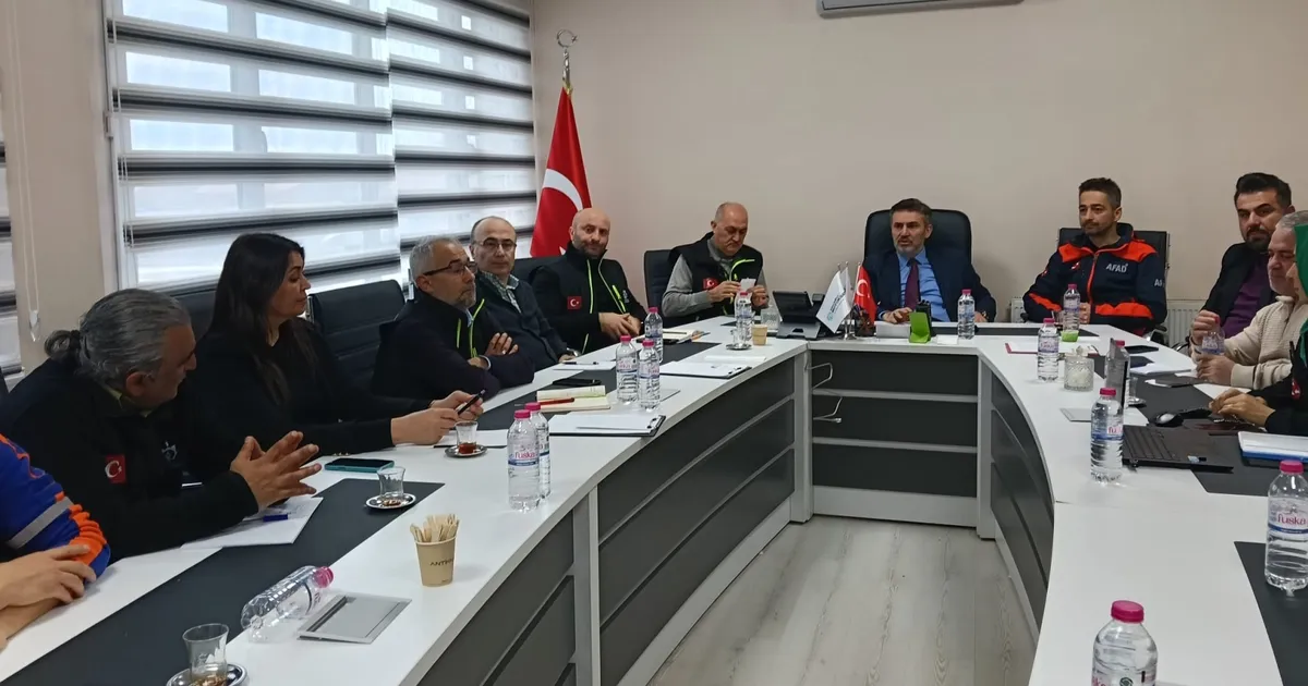 Kocaeli Büyükşehir personelini eğitimlerle güçlendiriyor