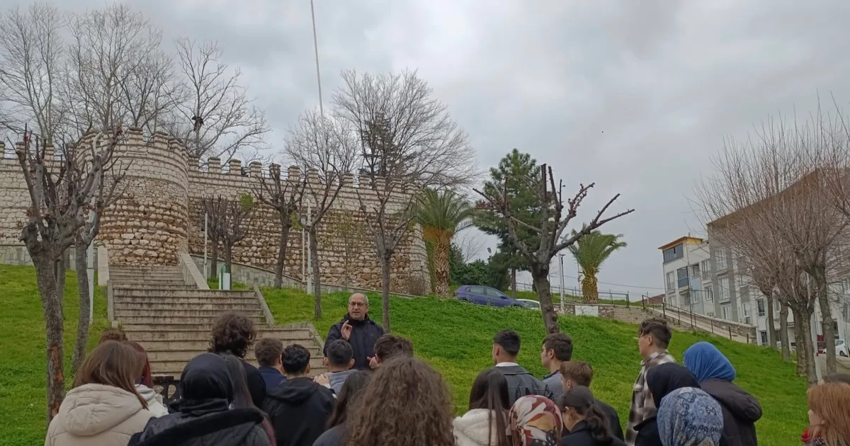 Bursa Yıldırımlı gençler fetih yolunda