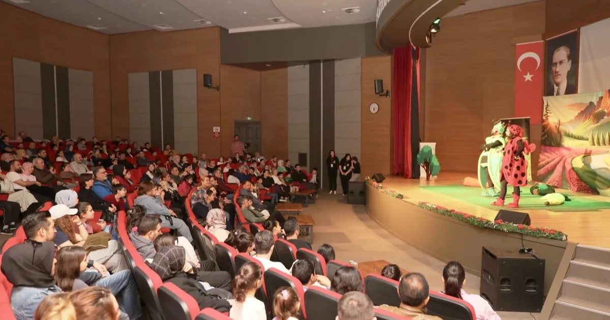 Kayseri Melikgazi'den çocuklara özel tiyatro - Gündem Haberleri