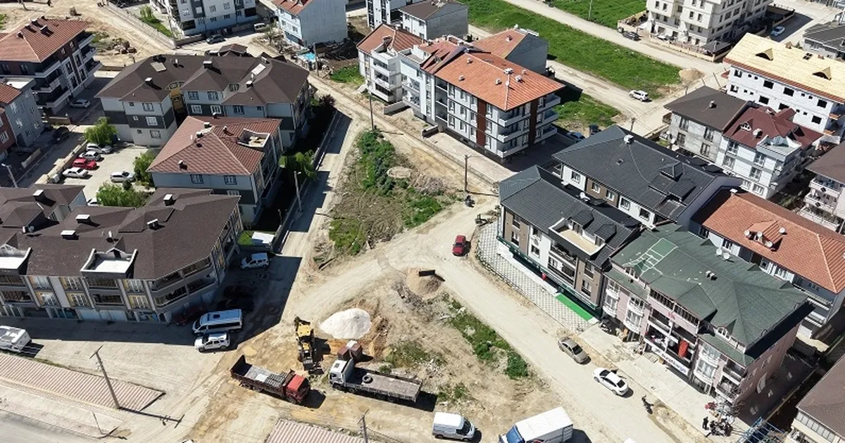 Bursa İnegöl Alanyurt'ta 11 sokakta tretuvar uygulaması