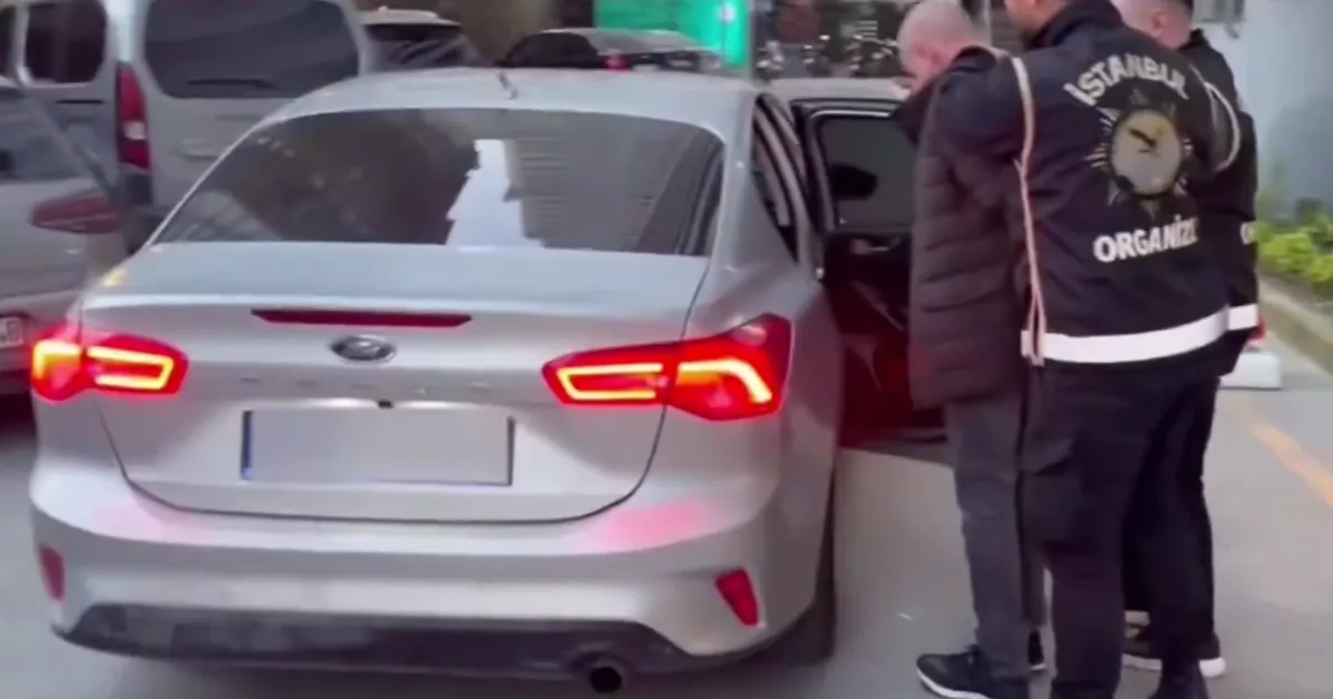 İstanbul’da suç çetelerine operasyon: 28 gözaltı