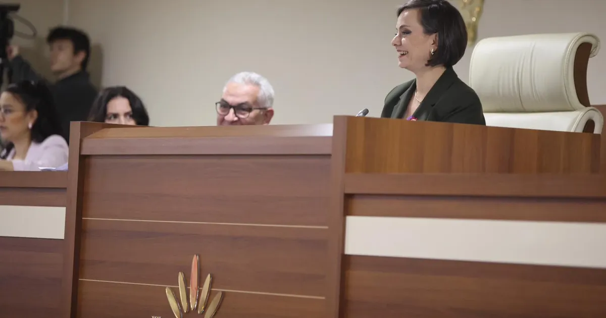 Başkan Kınay’dan Karabağlar Meclsi'nde demokrasi, sorumluluk ve emek vurgusu