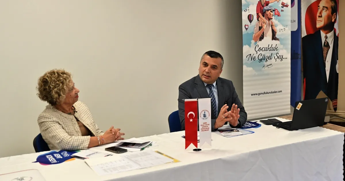 İzmir Bornova’da muhtarlar ve STK’lar aynı masada buluştu