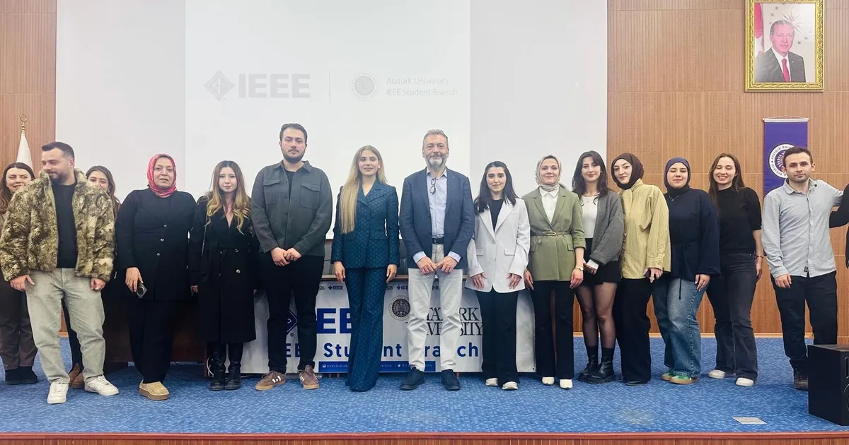 Erzurum'da Atatürk Üniversitesi’nde genç mühendislere hukuki bilgilendirme