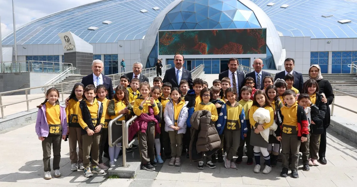 Konya protokolü Bilim Merkezi'nde buluştu