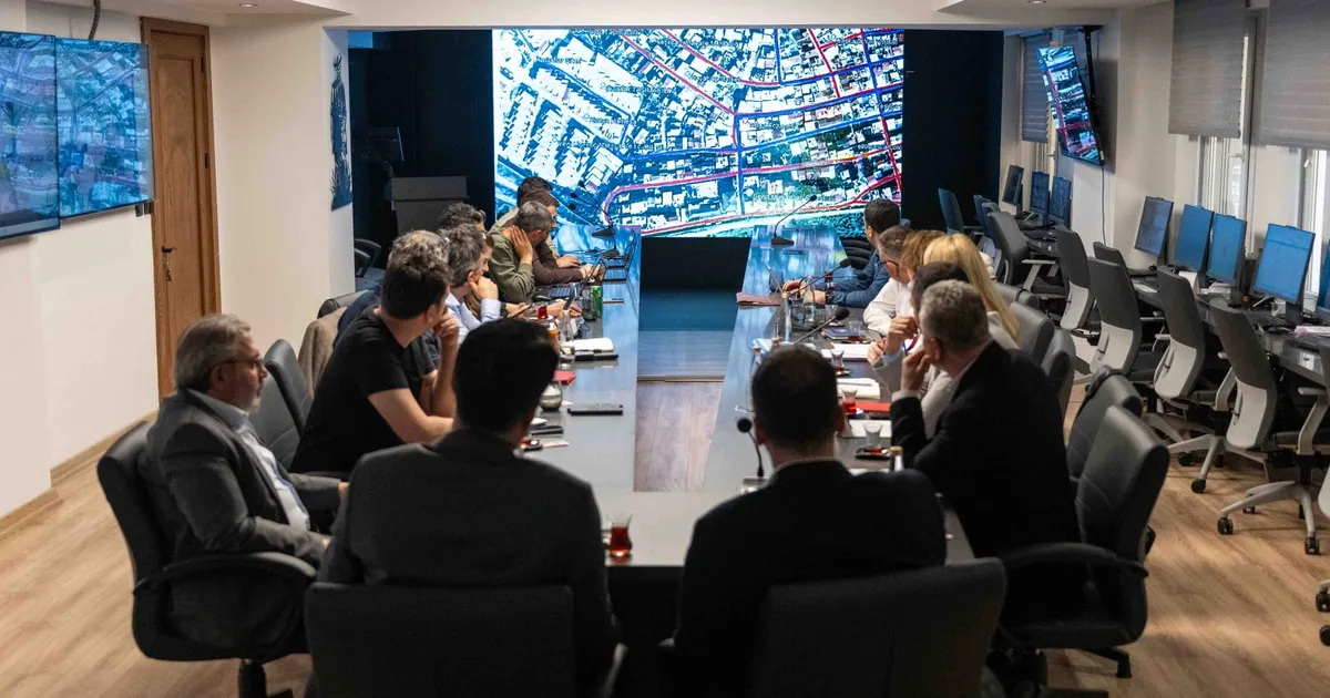 İzmir Bornova'da 'Dijital İkiz’de kritik buluşma - Gündem Haberleri